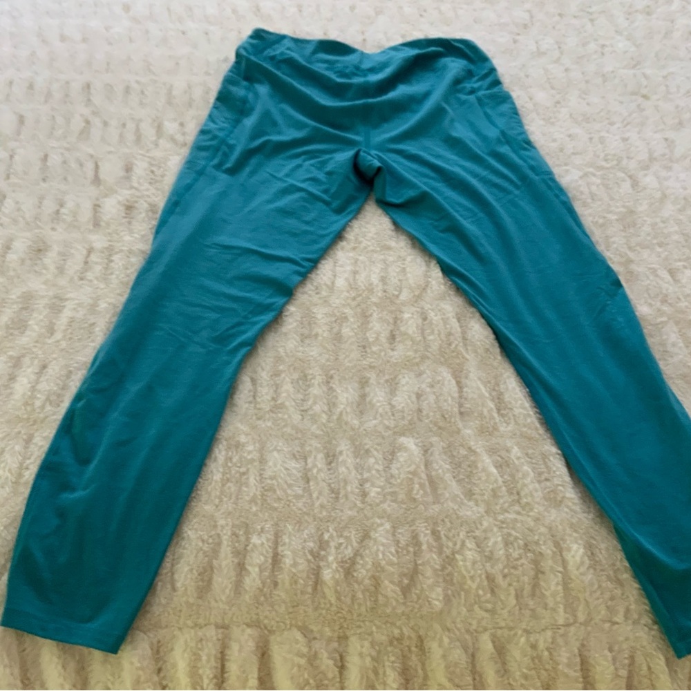 Toad&Co Terrane 7/8 Tight Curacao Blue Women's Medium